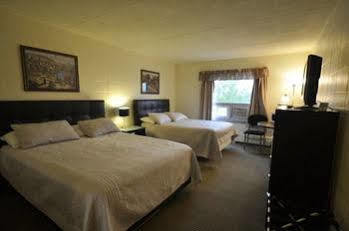 Beaverlodge Motor Inn Ngoại thất bức ảnh
